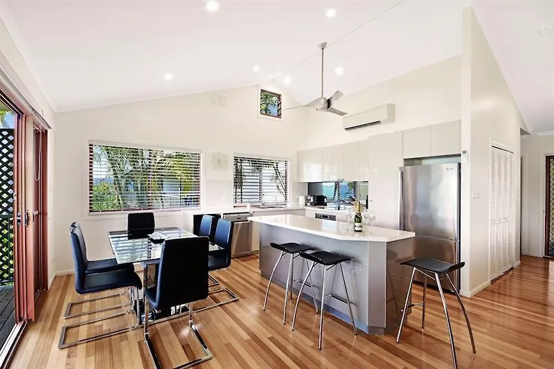 Heliconia 10 Newly Renovated Centrally Located House Hamilton Island 0*,  Australia
