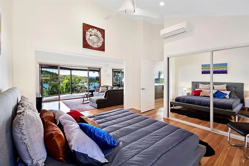 Heliconia 10 Newly Renovated Centrally Located House Hamilton Island Australia