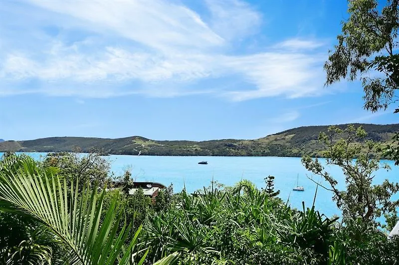 Apartment Heliconia 10 Newly Renovated Centrally Located House Hamilton Island
